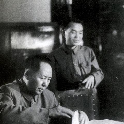 (先驱和先烈是近义词吗)探究先驱与先烈：两者身份与影响有何不同？